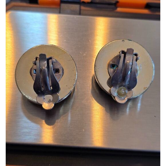 Vintage Tiger Stripe Gold-Tone Clip-On Earrings 1" - Picture 2 of 4